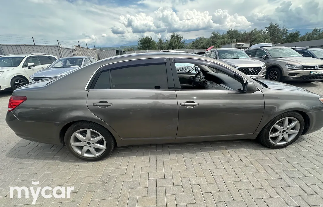 Toyota Avalon 2006