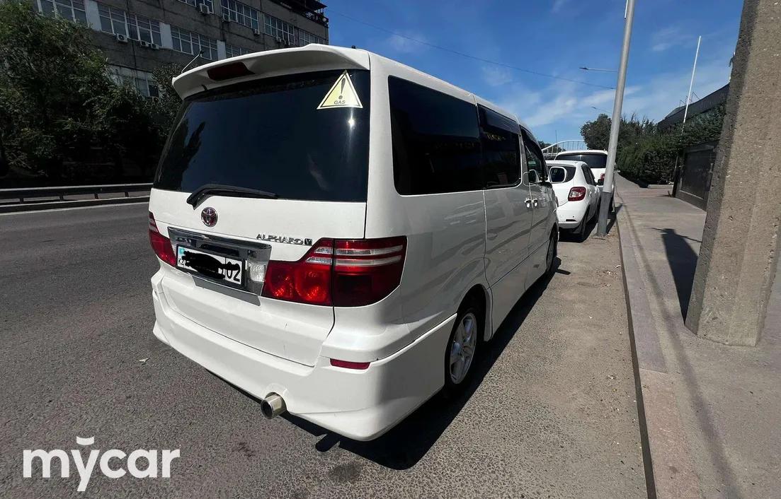 Toyota Alphard 2003
