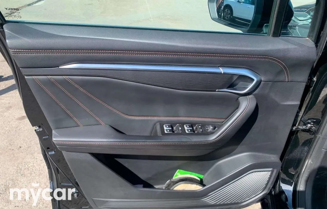 Geely Okavango 2024