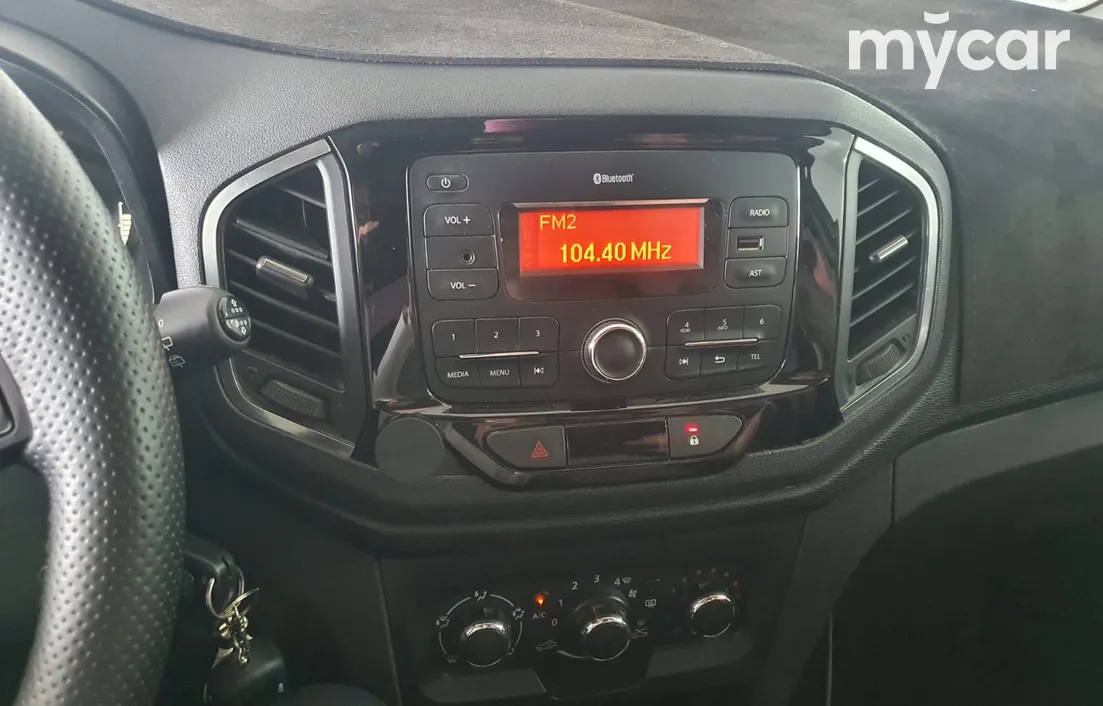 LADA XRAY 2019