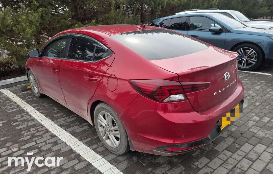 Hyundai Elantra 2019