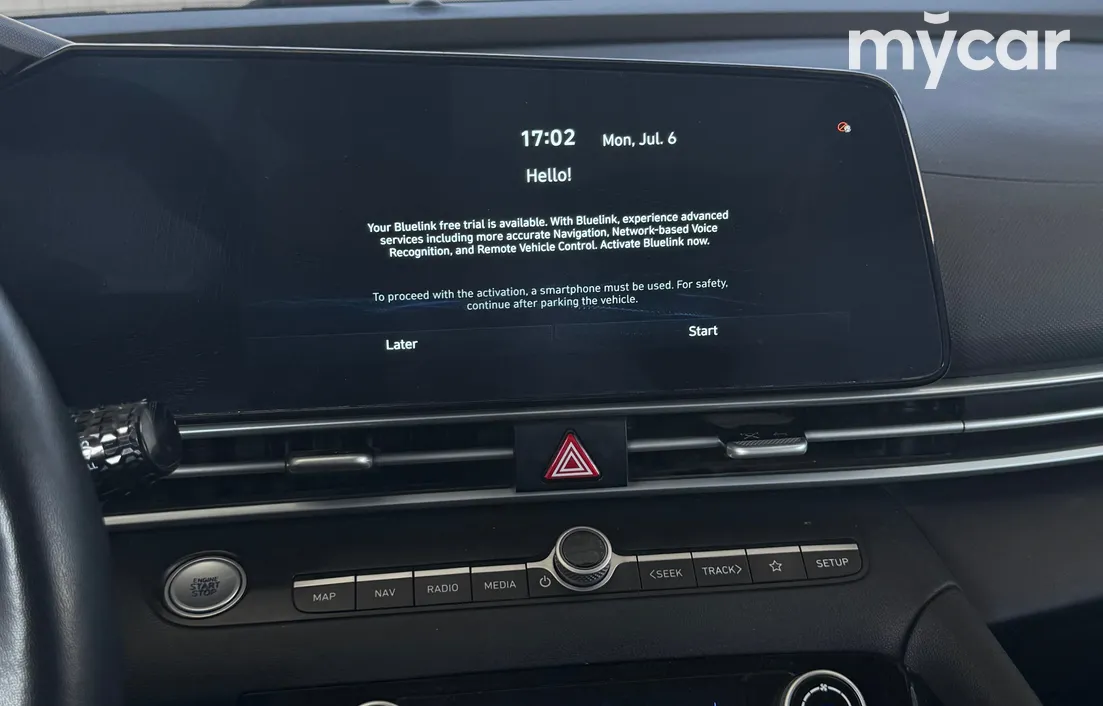 Hyundai Elantra 2024