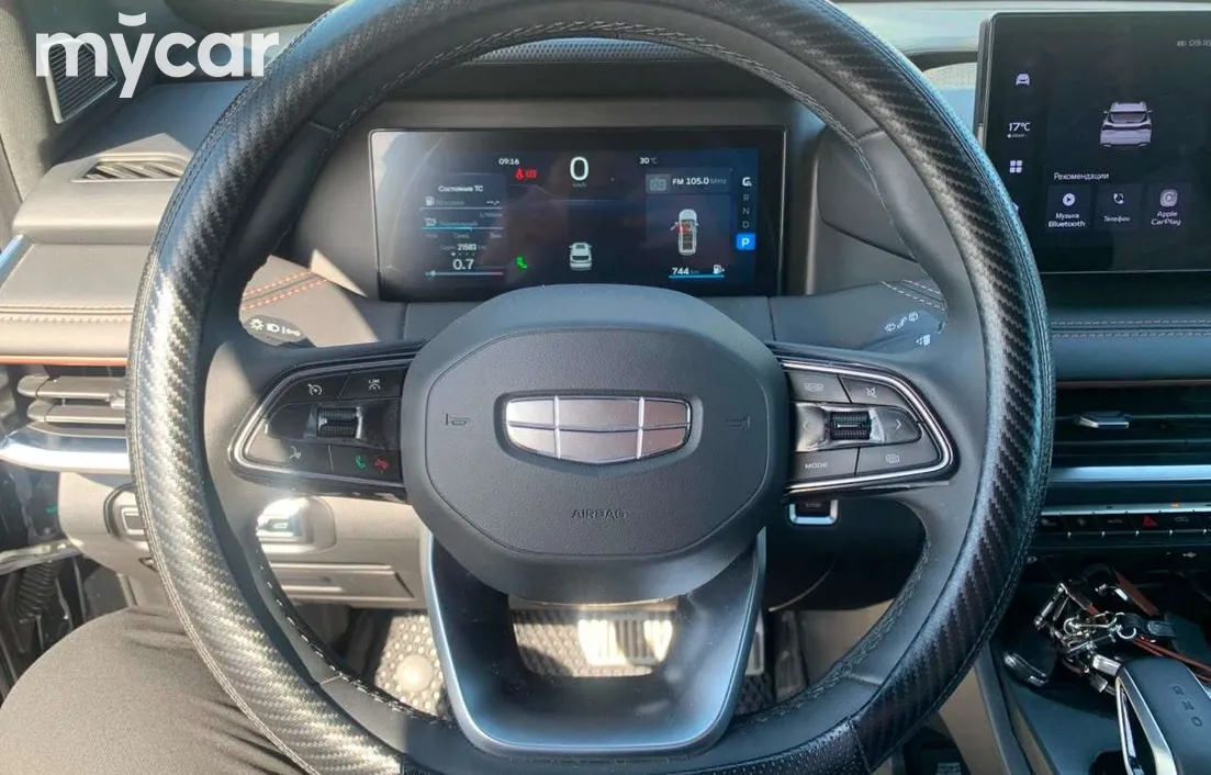 Geely Okavango 2024