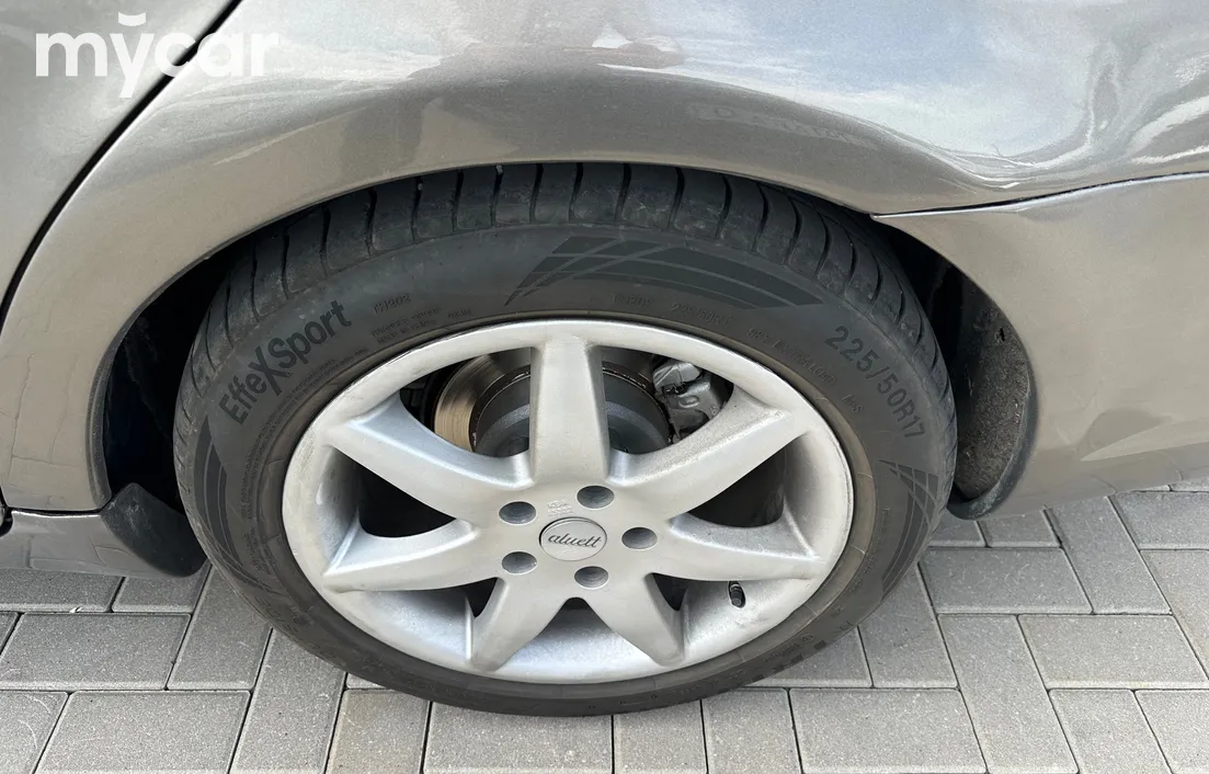 Toyota Avalon 2006
