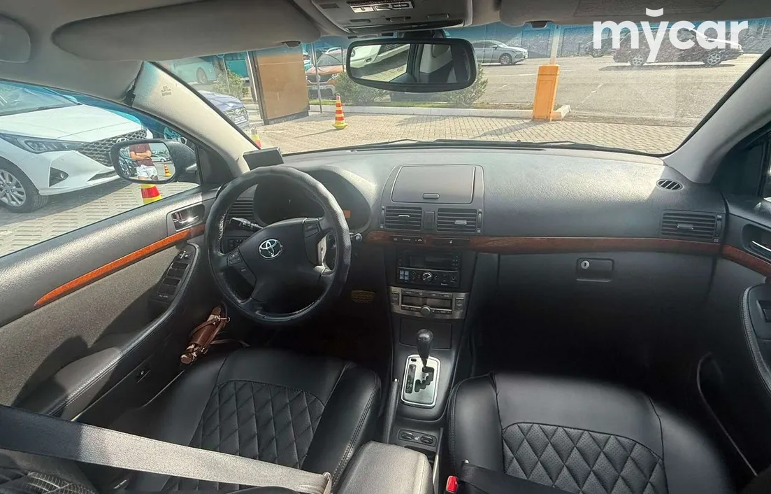 Toyota Avensis 2008