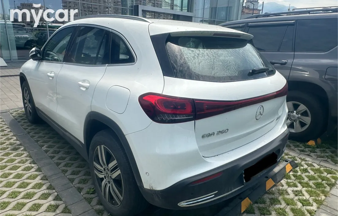 Mercedes-Benz EQE 2022