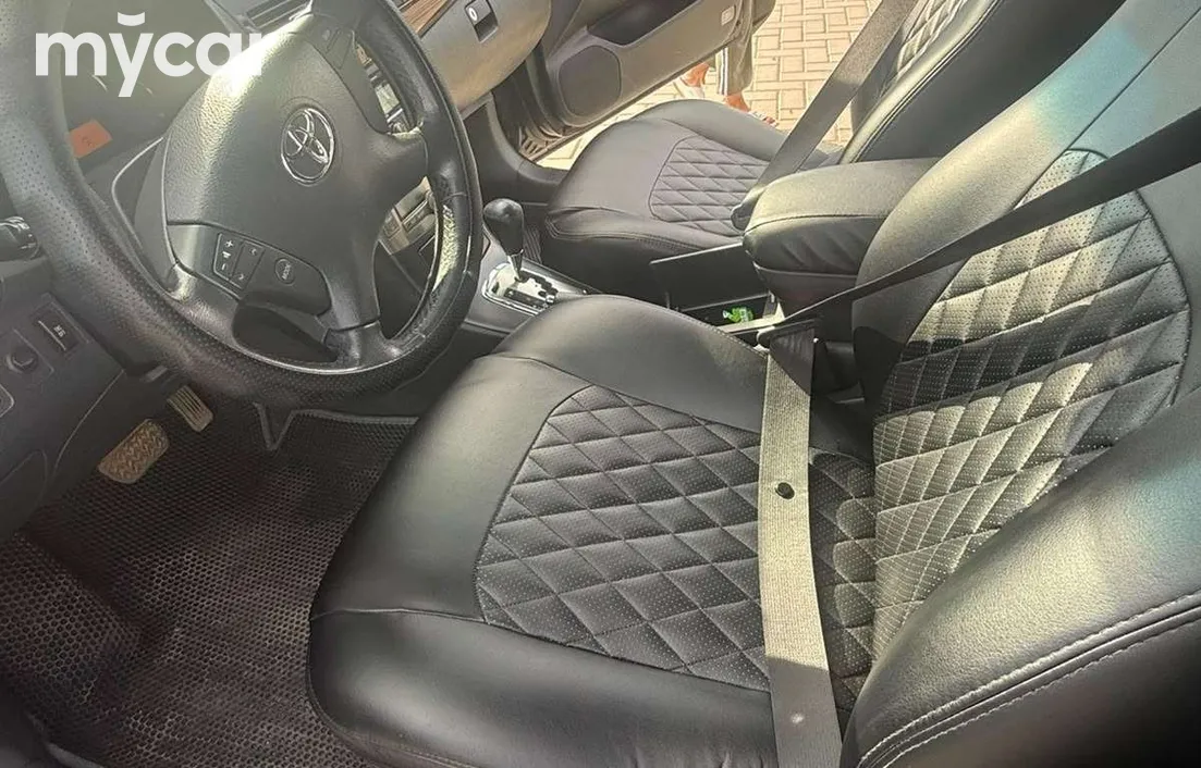 Toyota Avensis 2008