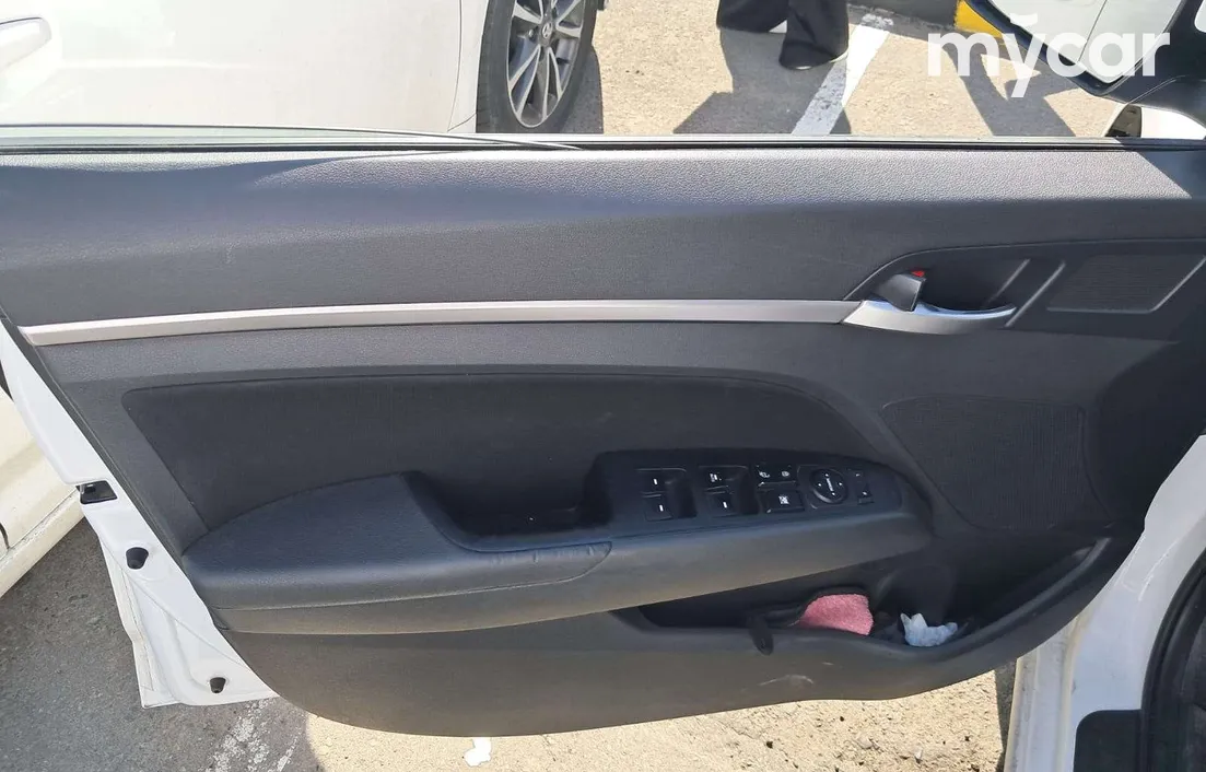 Hyundai Elantra 2020