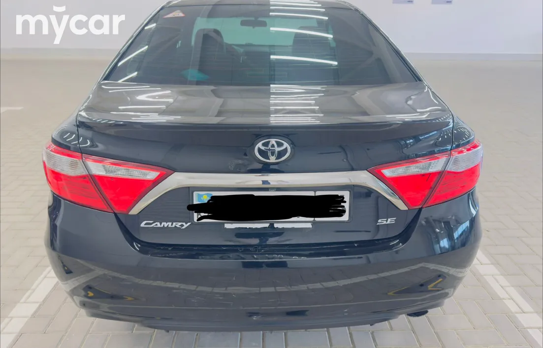 Toyota Camry 2016