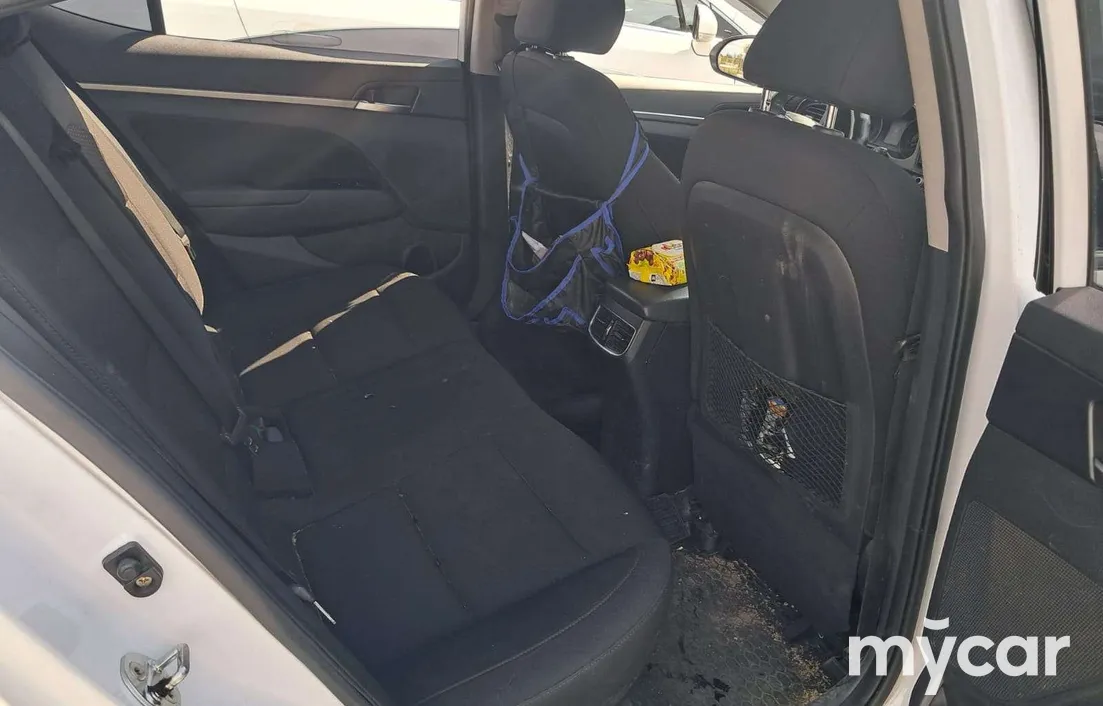 Hyundai Elantra 2020