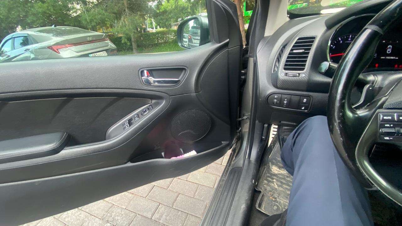 Kia Cerato 2014