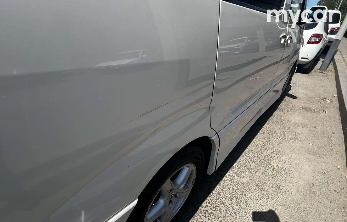 Toyota Alphard 2003