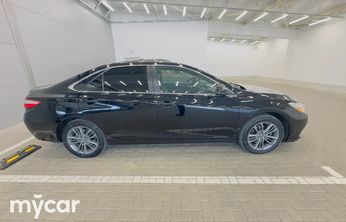 Toyota Camry 2016