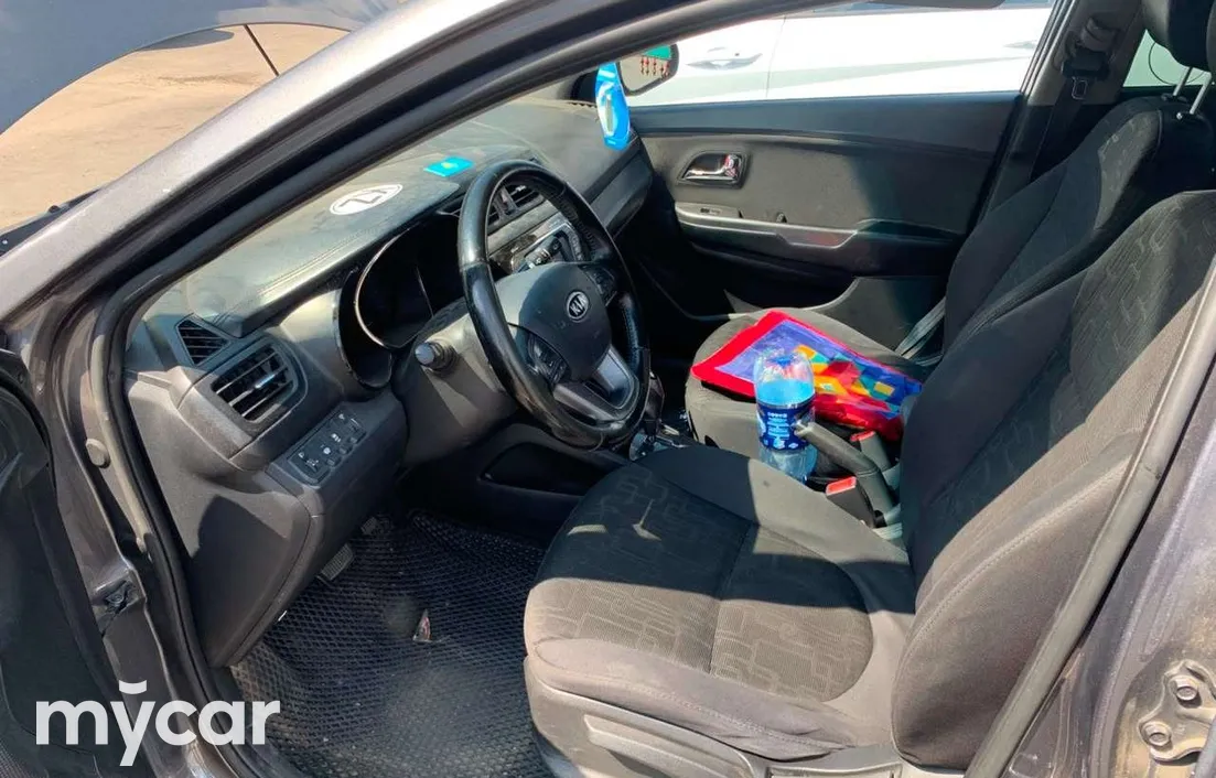 Kia Rio 2013