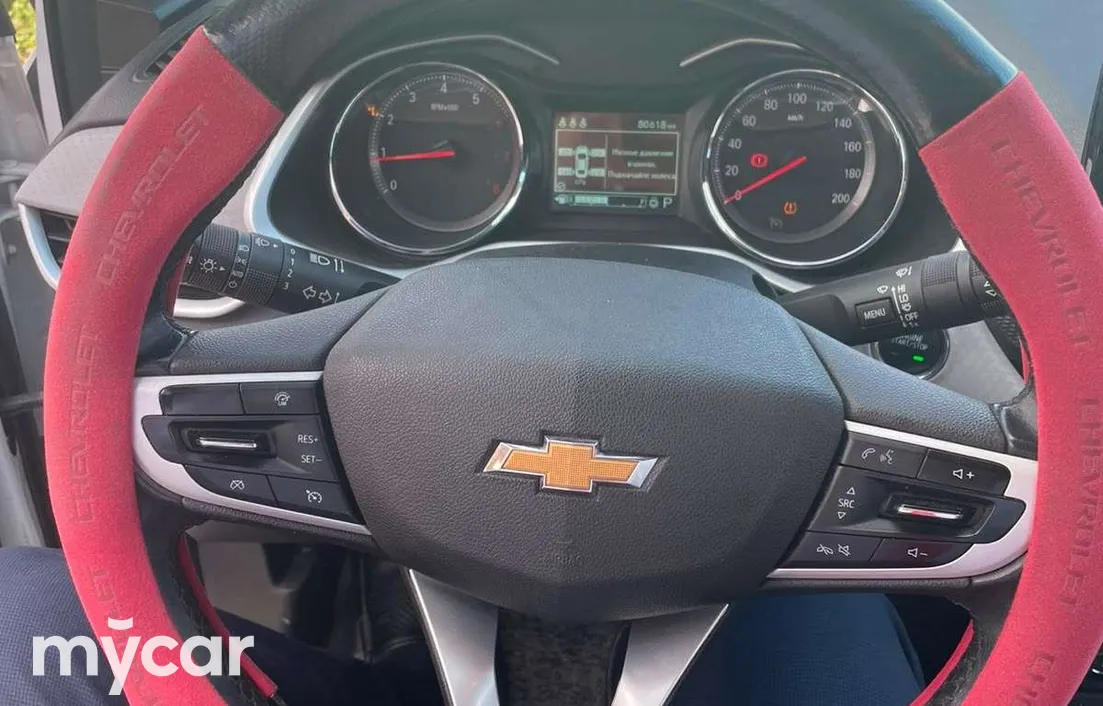 Chevrolet Onix 2023