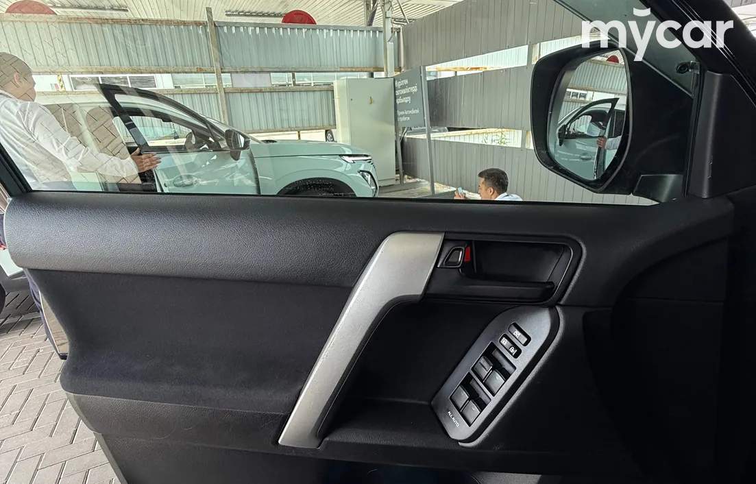 Toyota Land Cruiser Prado 2014