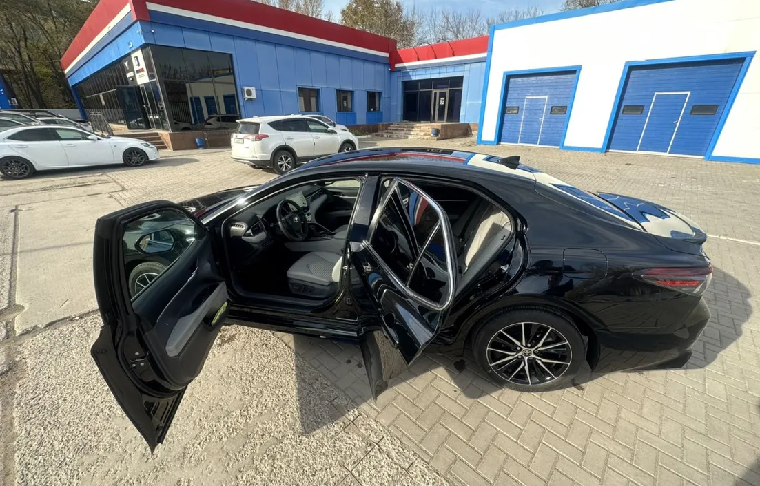 Toyota Camry 2022