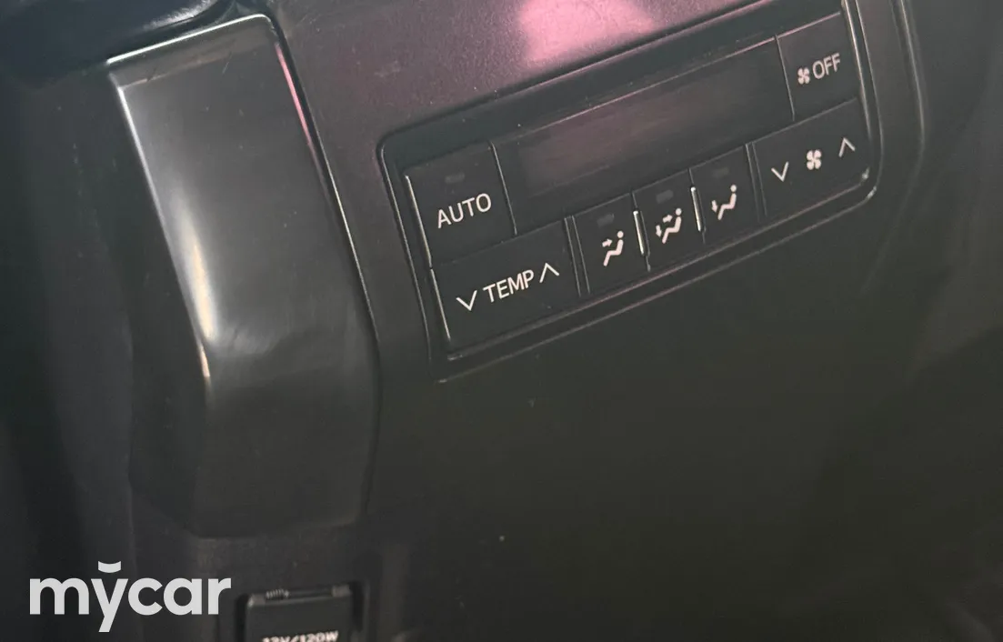 Toyota Land Cruiser Prado 2014