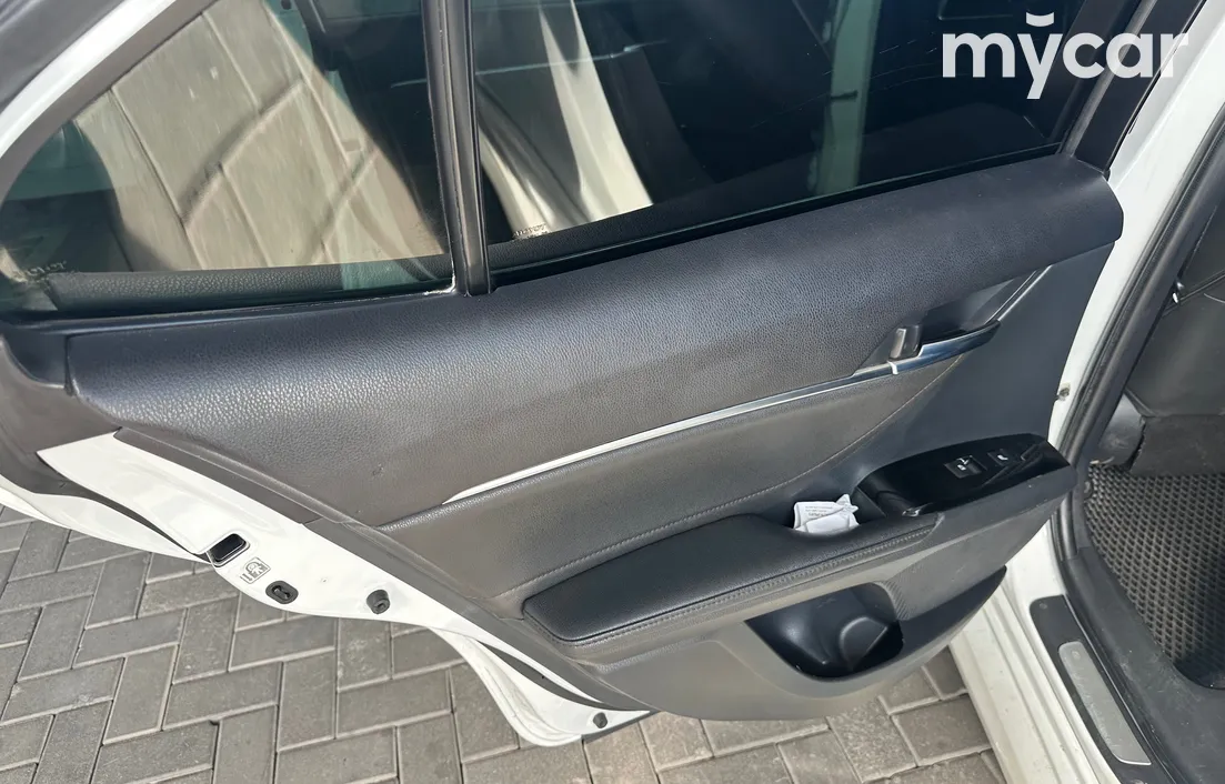 Toyota Camry 2018