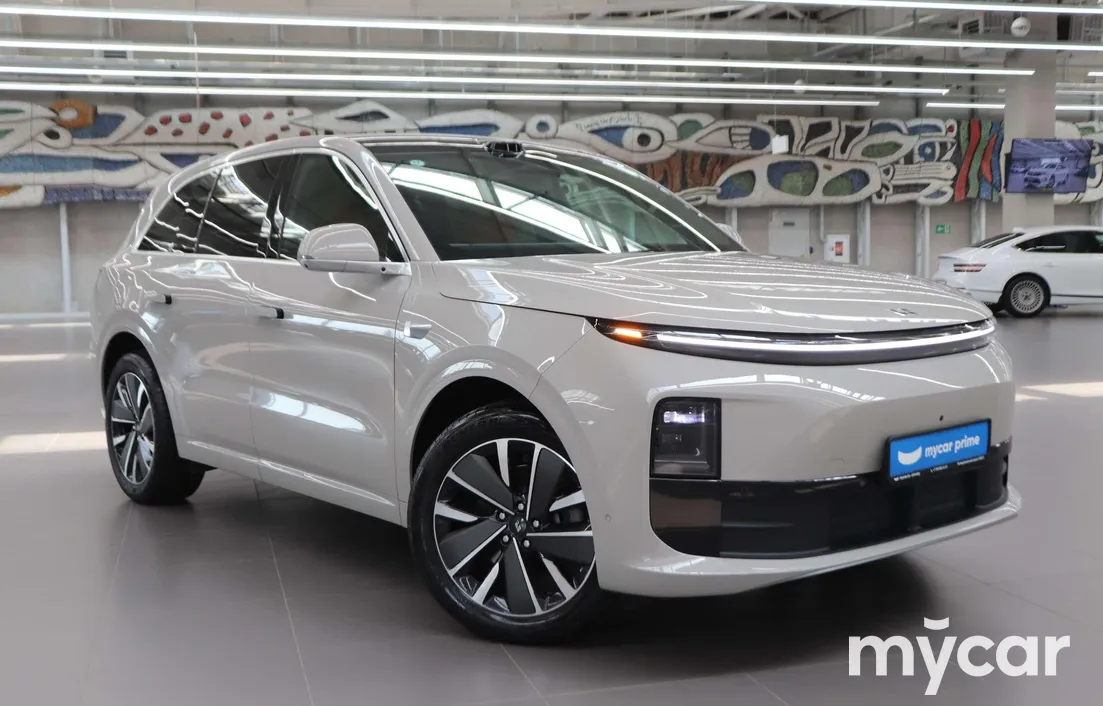 LiXiang L6 2025
