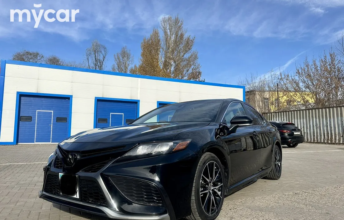 Toyota Camry 2022