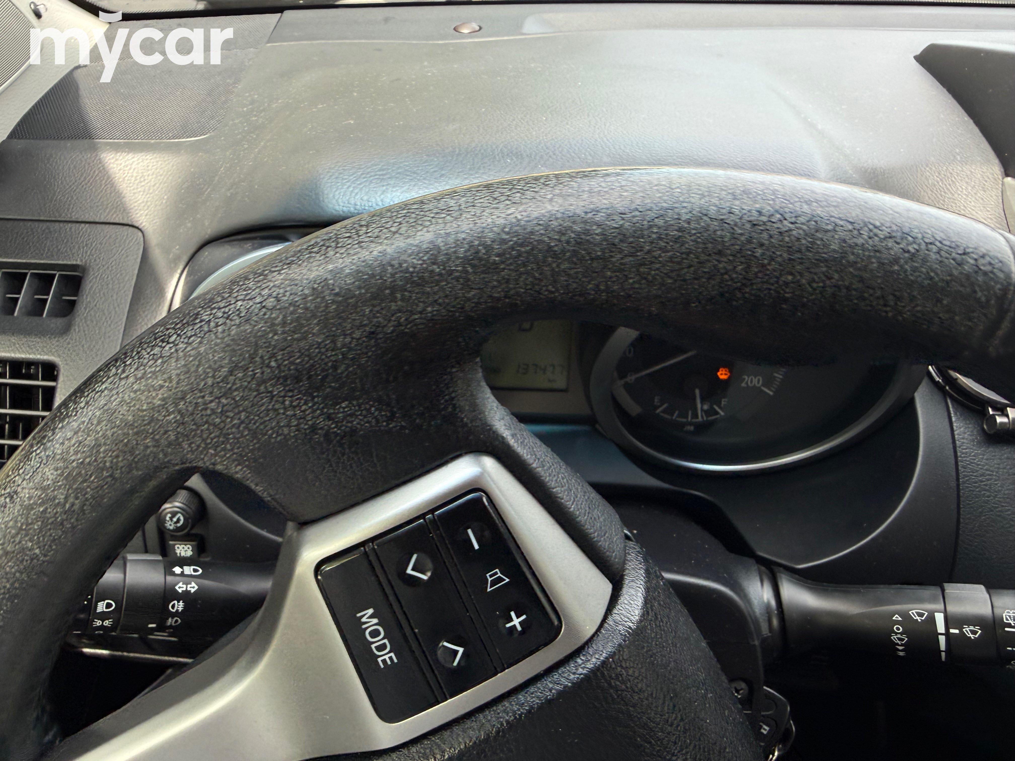Toyota Land Cruiser Prado 2014