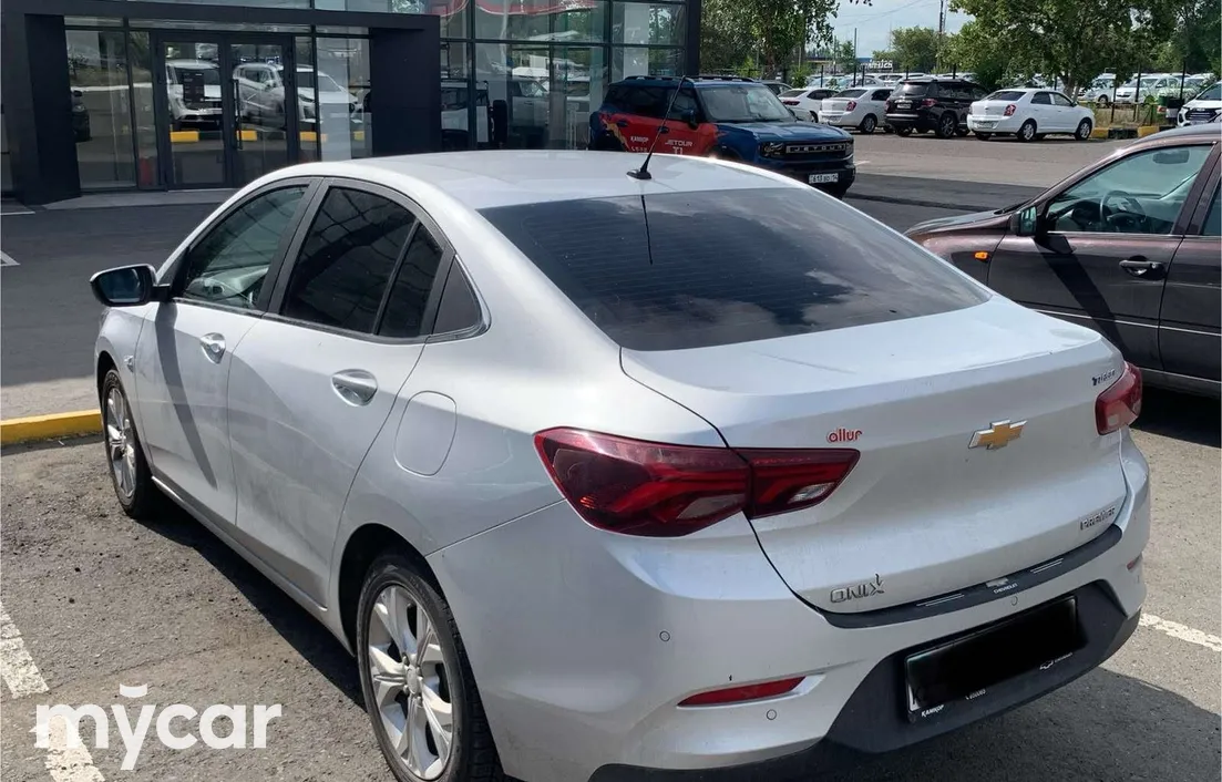 Chevrolet Onix 2023