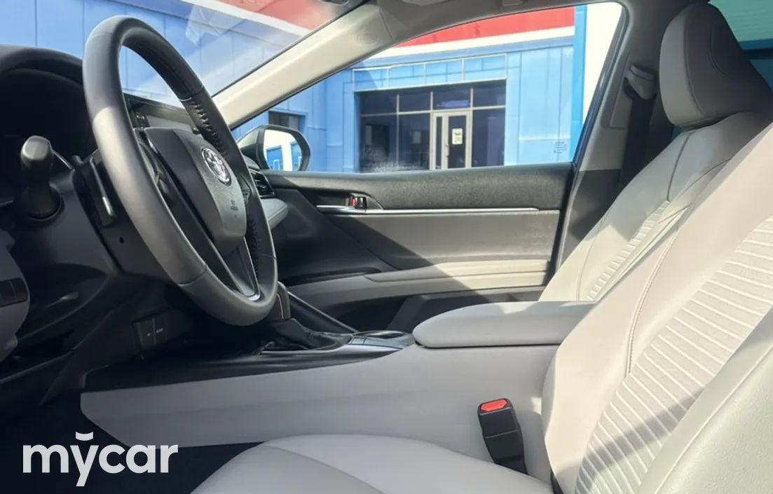 Toyota Camry 2022