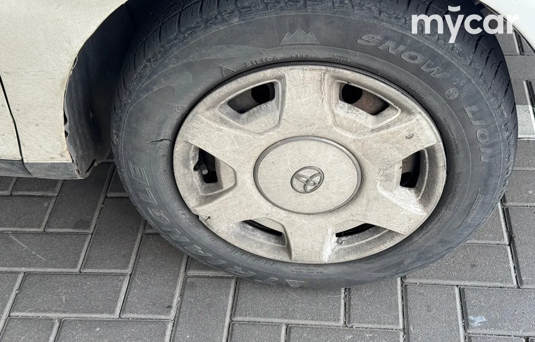 Toyota Nadia 1999