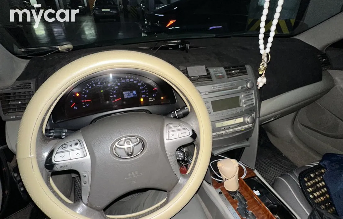 Toyota Camry 2010