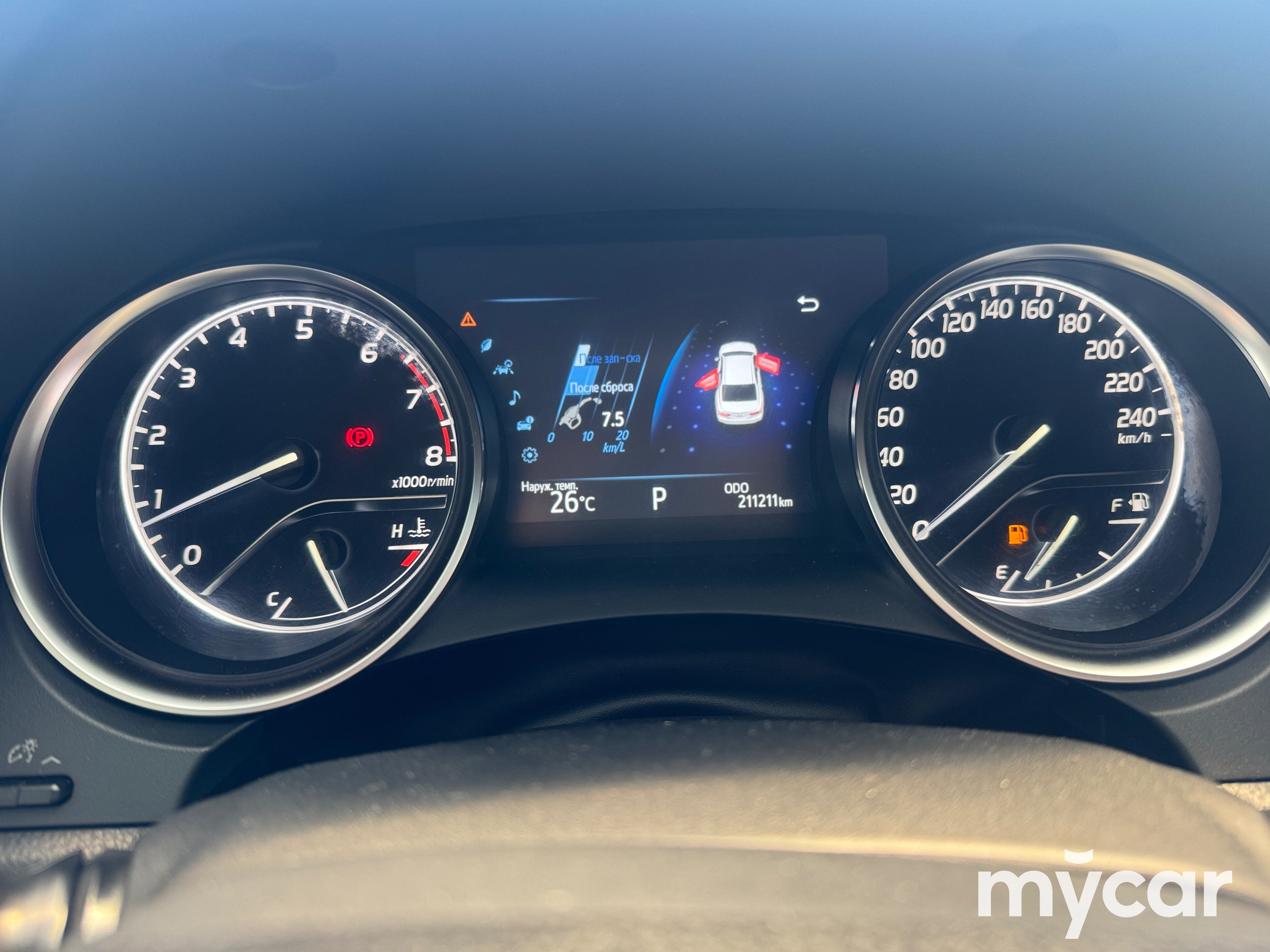 Toyota Camry 2019