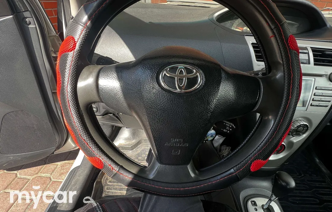 Toyota Yaris 2007