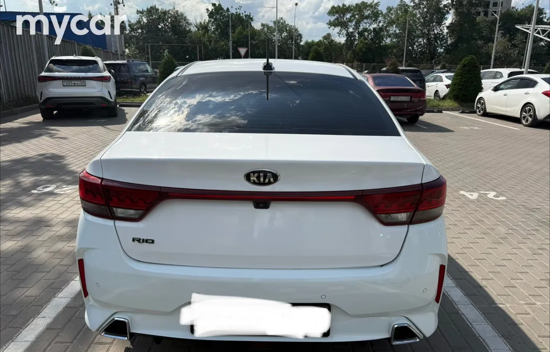 Kia Rio 2021
