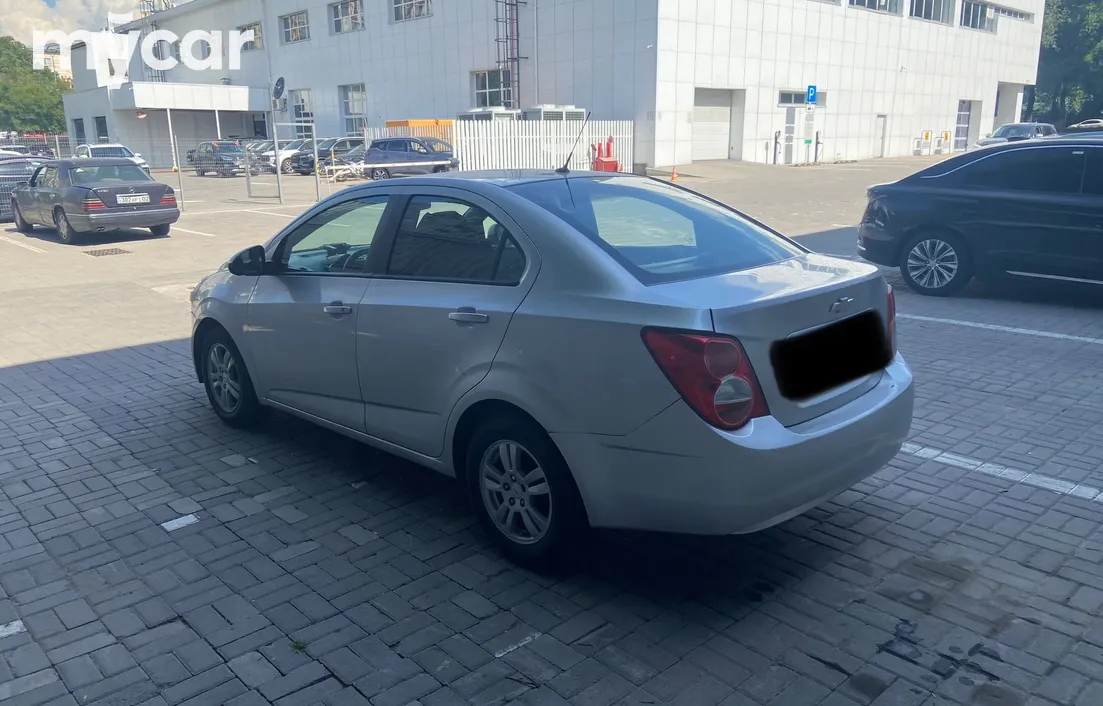 Chevrolet Aveo 2015