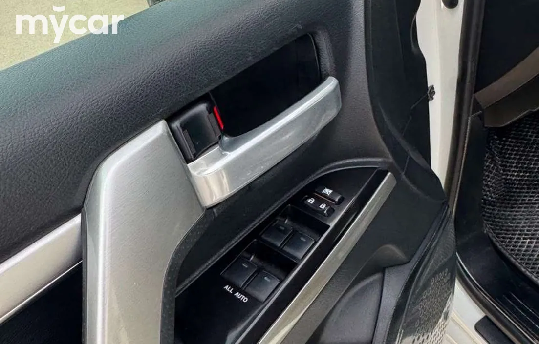 Toyota Land Cruiser 2018