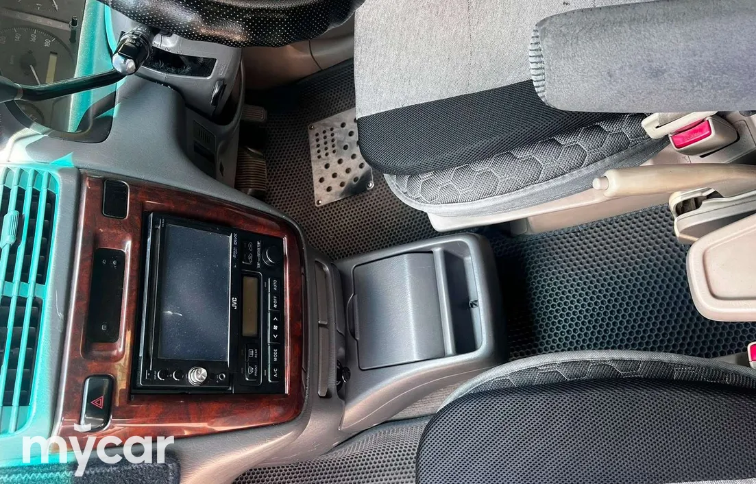 Toyota Gaia 1998