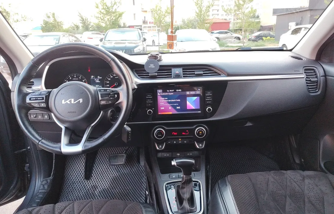 Kia Rio X 2022