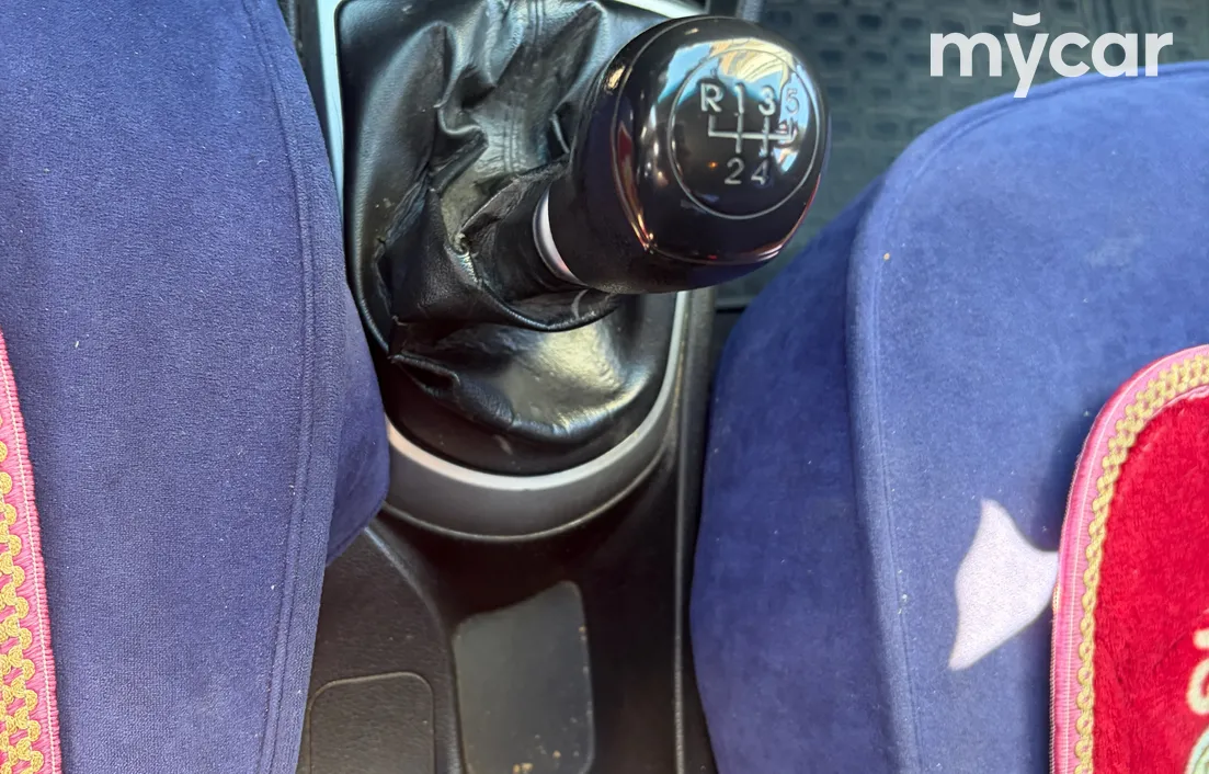 Hyundai Accent 2013