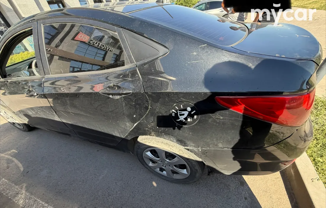 Hyundai Accent 2013