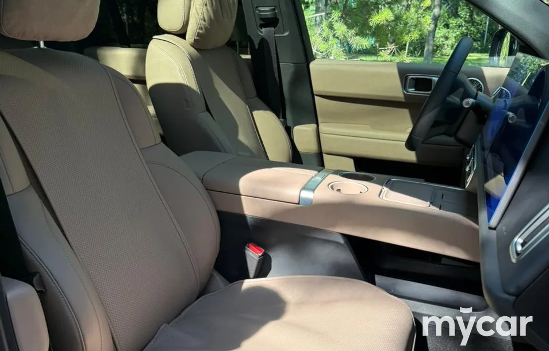 LiXiang L6 2025