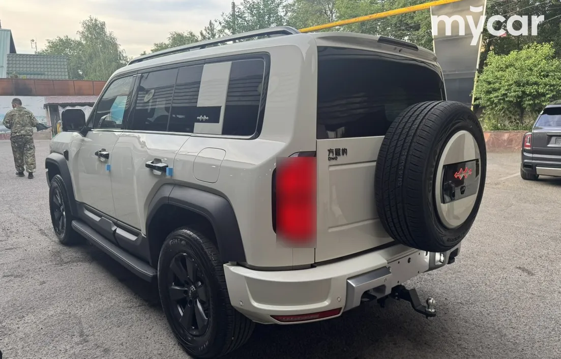 BYD FangChengBao Leopard 5 2025