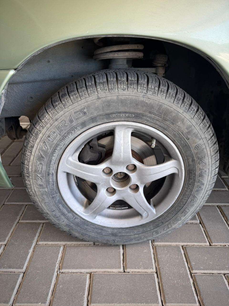 LADA 2111 2002