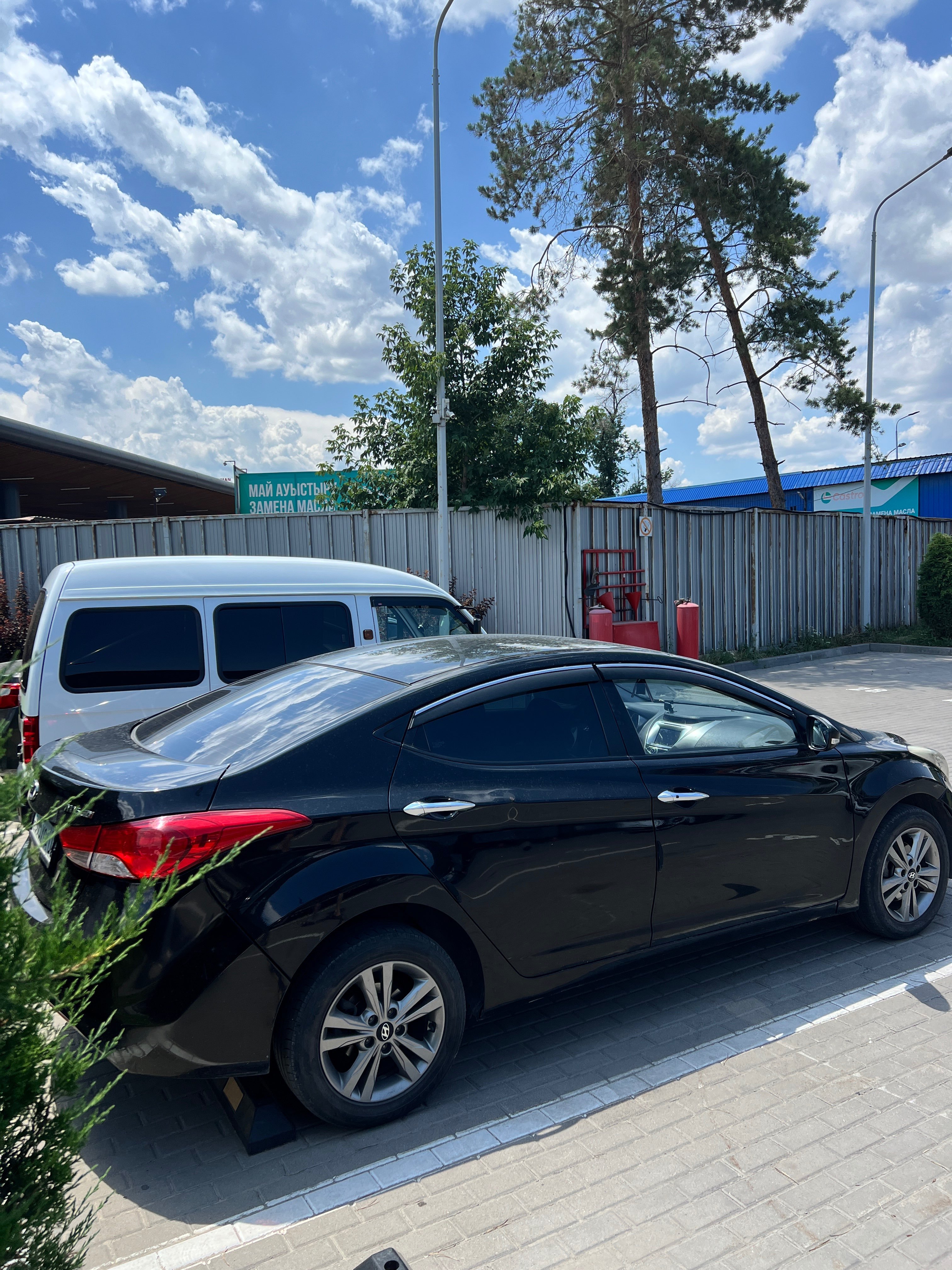 Hyundai Avante 2010