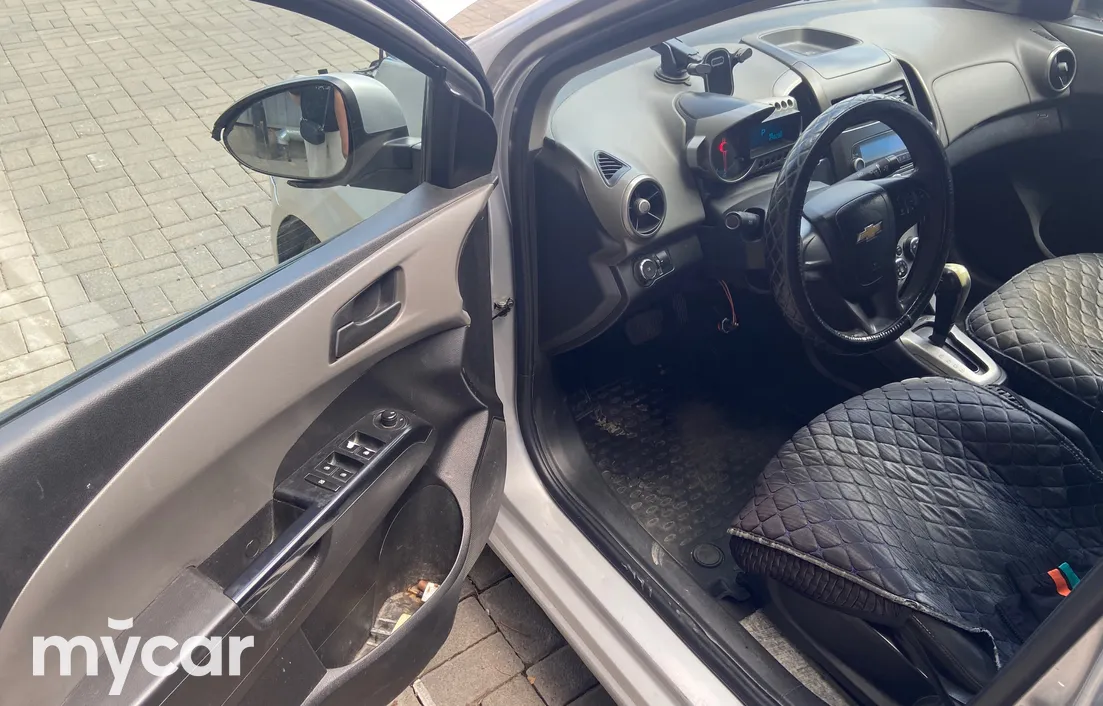Chevrolet Aveo 2015