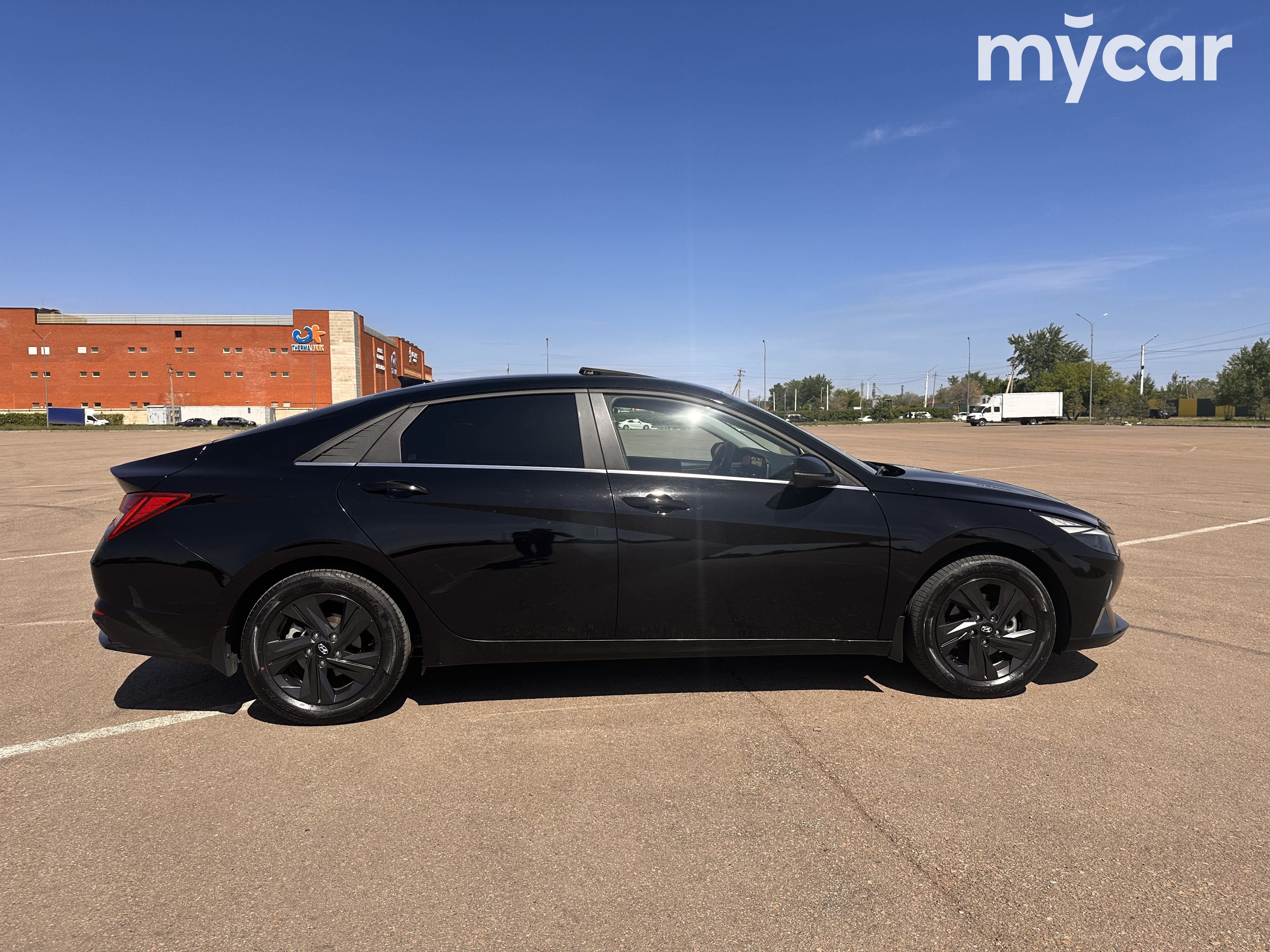 Hyundai Elantra 2023
