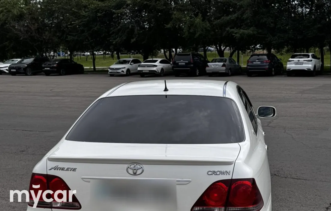 Toyota Crown 2005