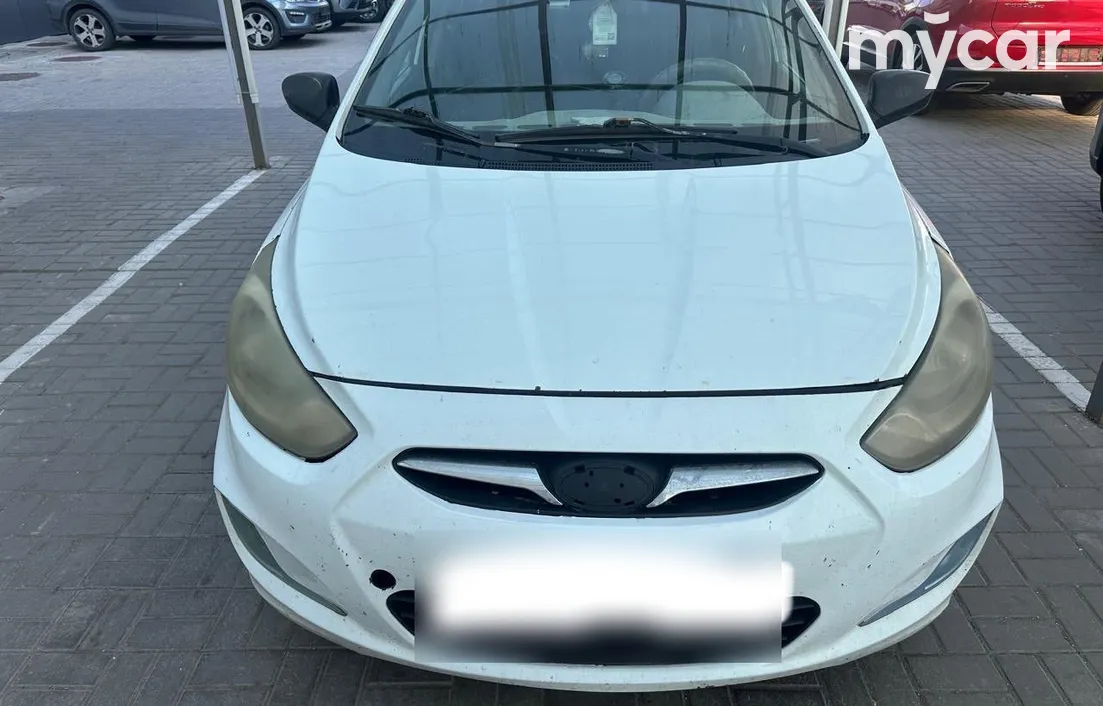 Hyundai Accent 2012