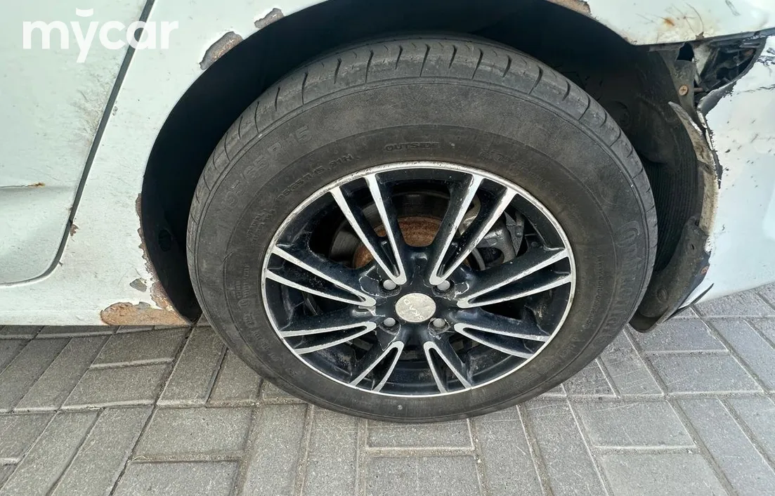 Hyundai Accent 2012
