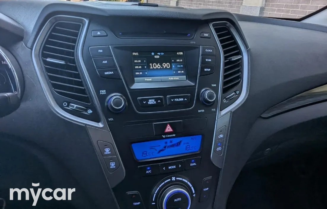 Hyundai Santa Fe 2014