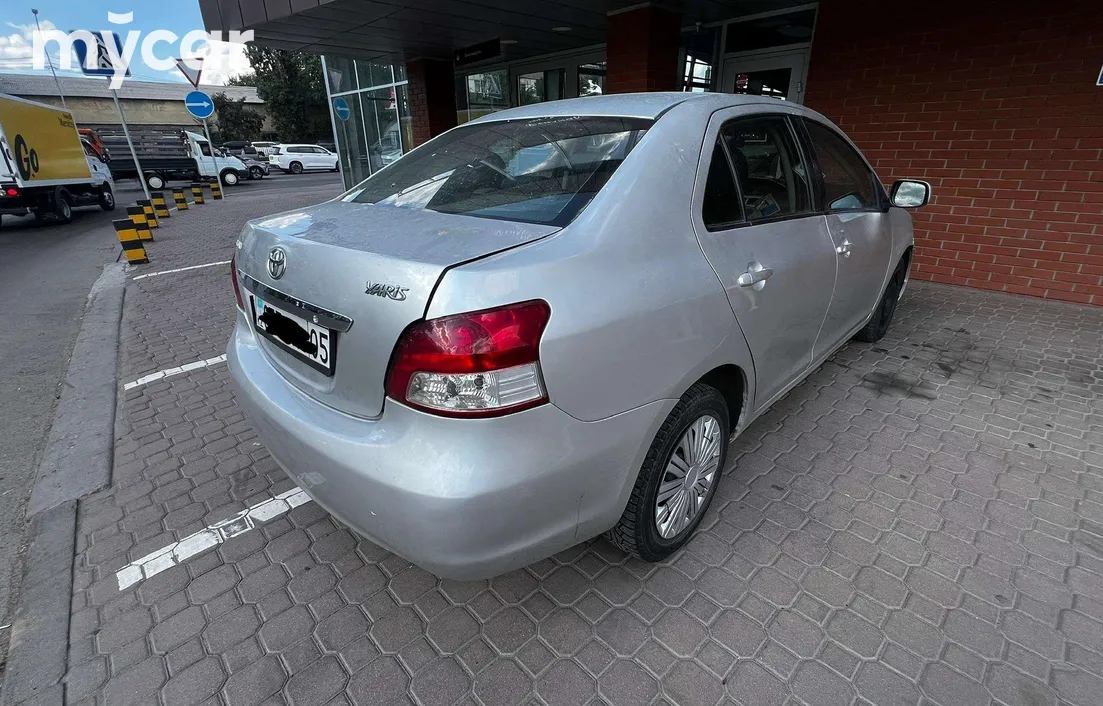 Toyota Yaris 2007